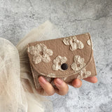 UAKISS  - 1 Piece Retro Bank Card Holder for Women Aesthetic Floral Series Embroidery ID Card Holder Portable Travel Wallet Card Holder